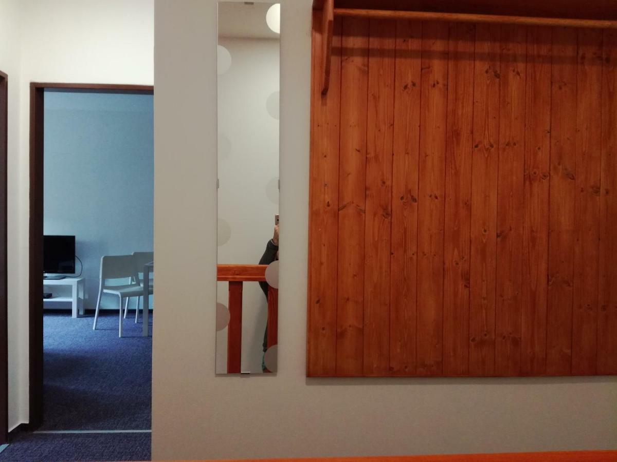 Apartmán Prefa Benesov nad Ploucnici Esterno foto